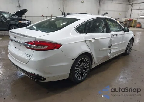 2018 Ford Fusion Titanium z USA, uszkodzony, nr VIN 3FA6P0D96JR169767